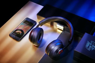 專(zhuān)業(yè)頭戴式耳機(jī)場(chǎng)景拍攝技巧與數(shù)碼3C產(chǎn)品儀器儀表拍攝指南